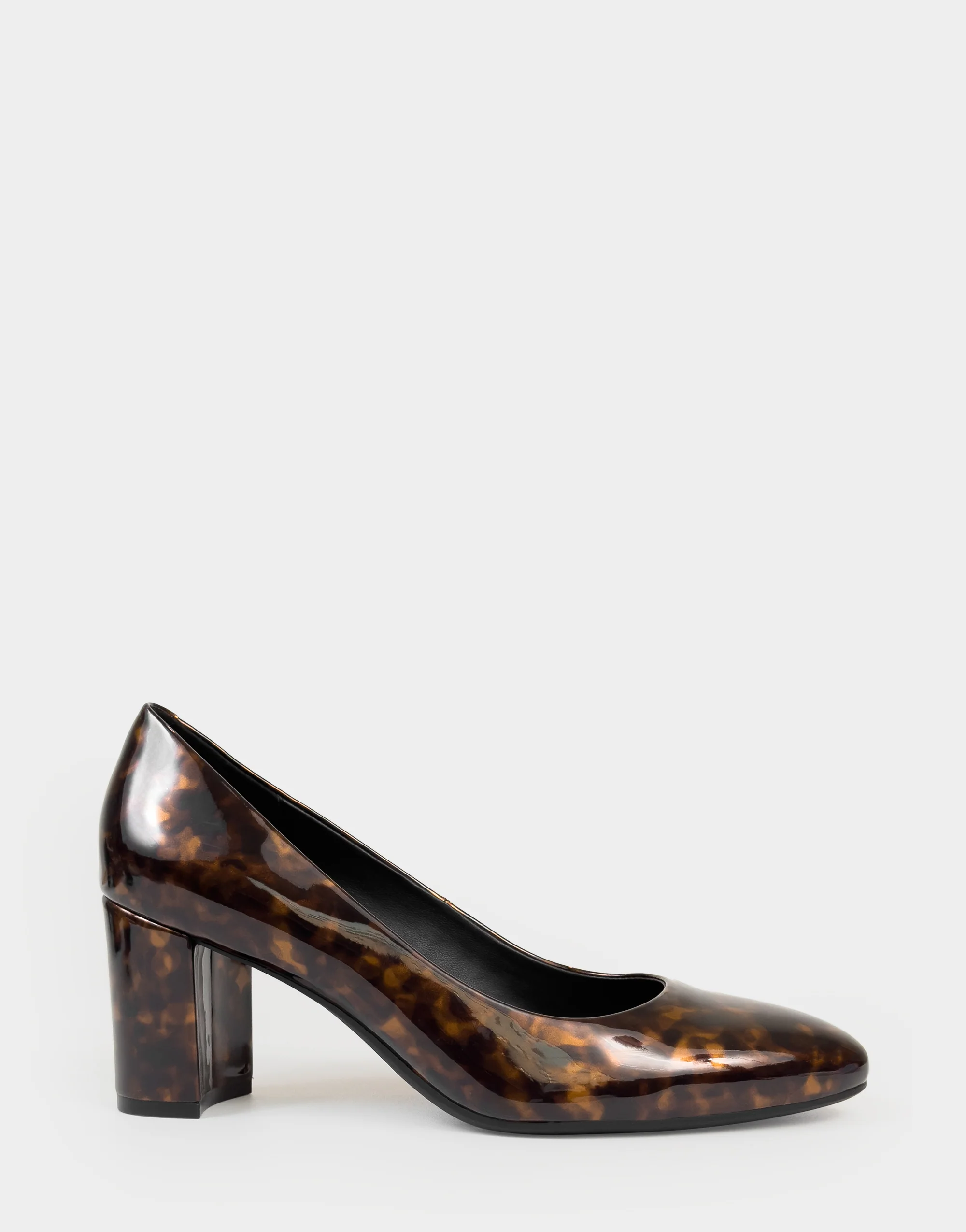 Betsy *Final Sale*